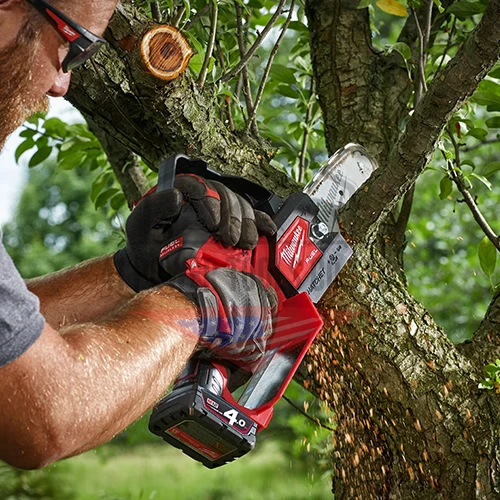 Alternative view of M12 FUEL™ เลื่อยตัดกิ่งไร้สาย (เครื่องเปล่า) Milwaukee  - M12 FHS-0X