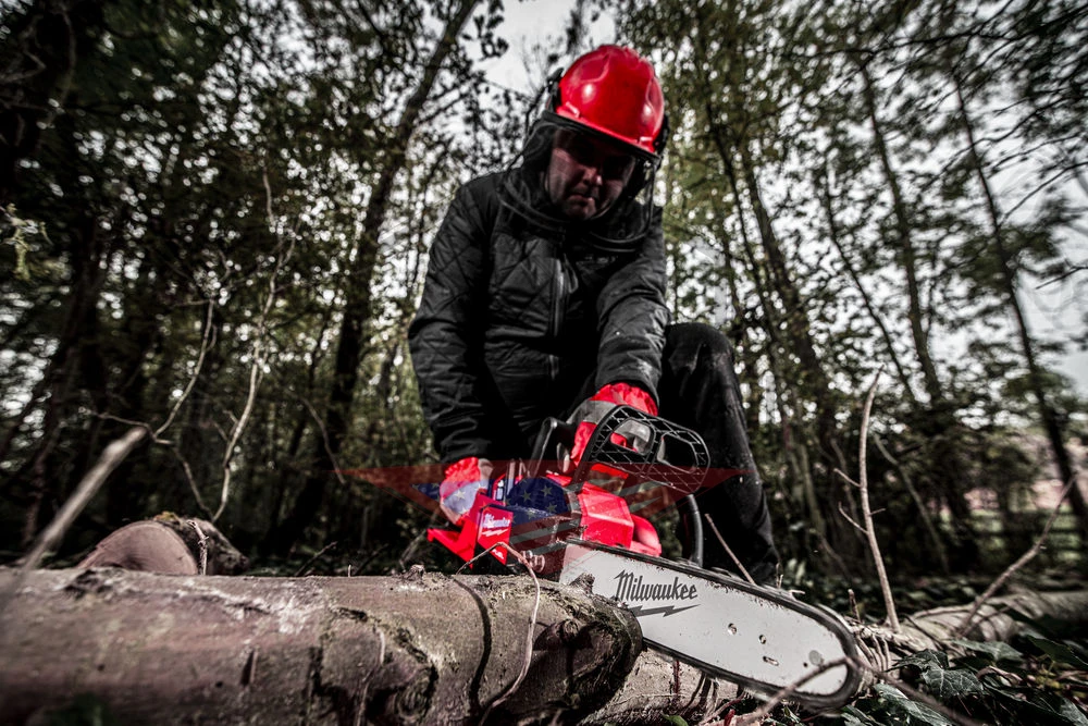 M18 FUEL™ เลื่อยโซ่ไร้สาย 11" (เครื่องเปล่า) Milwaukee - M18 FCHSC-0G0 - Image 3