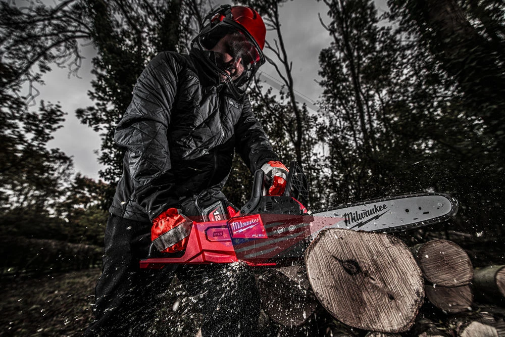 M18 FUEL™ เลื่อยโซ่ไร้สาย 11" (เครื่องเปล่า) Milwaukee - M18 FCHSC-0G0 - Image 12